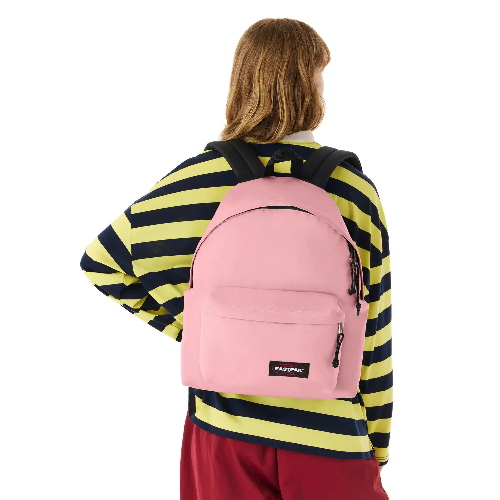 eastpak-GUTP501672-shoot