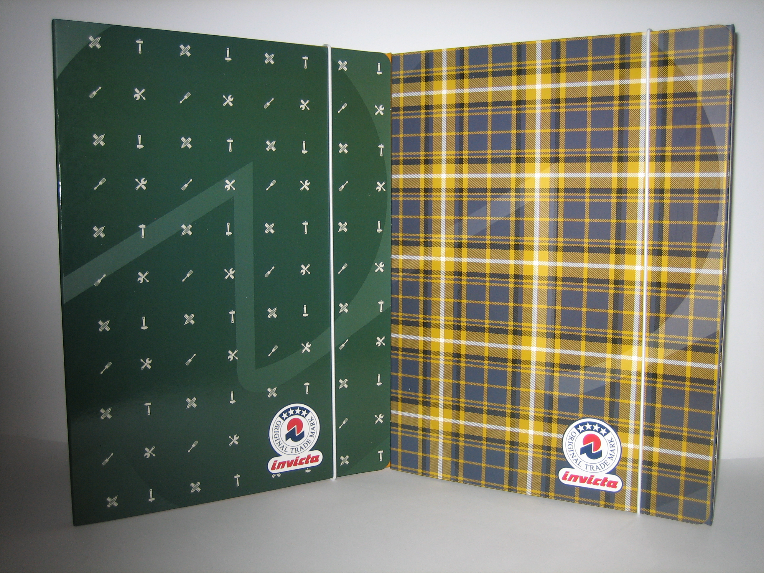 SEVEN QQB CARTELLINA C/ELASTICO DS01 GREEN INVICTA ASSORTITO